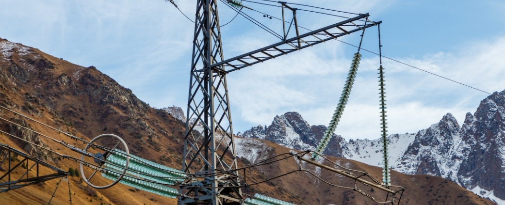 Latest company case about Glass Insulator for Cold Region Transmission Projects
